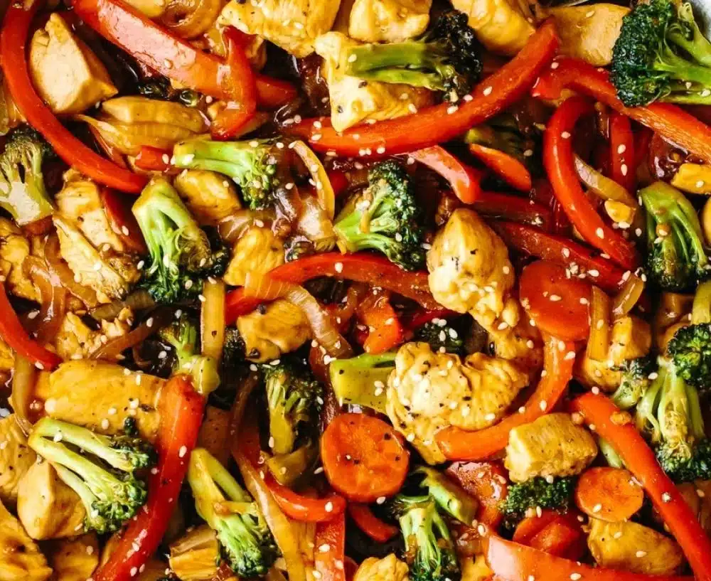 Delicious chicken stir-fry with colorful vegetables and savory sauce