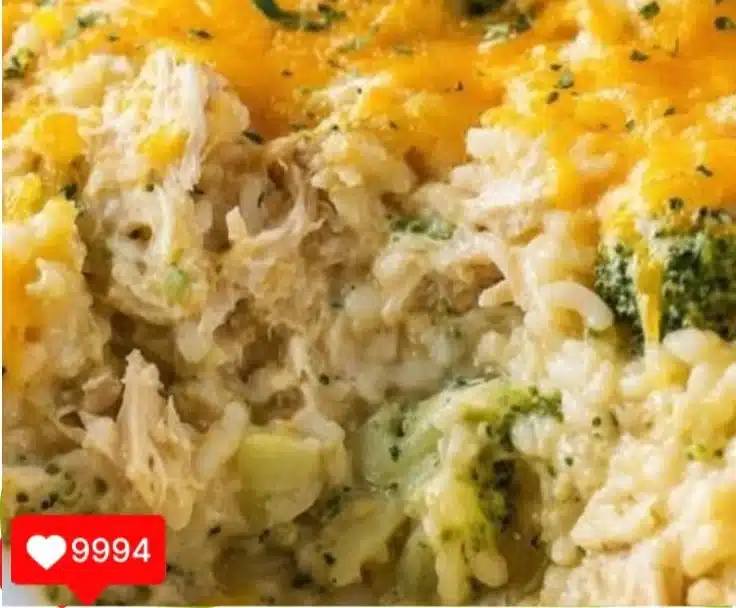 Cheesy Chicken Broccoli Casserole