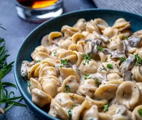 Creamy Mushroom Marsala Pasta – Skinny Spatula