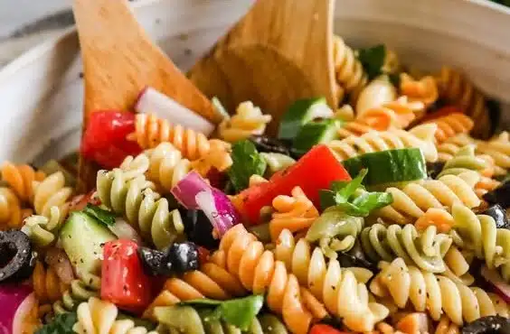 Easy Italian Pasta Salad Recipe | Best Italian Pasta Salad, Italian Pasta Salad Recipes, Summer Pasta Salad Recipes