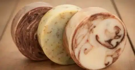 Learn how to make Sugar Scrub Bars DIY with this easy Exfoliating Soap Bar Recipe! Create glowing skin with a DIY Sugar … | Natural soaps with sugar scrub, How to make a DIY scrub with soap, How to use soap as a body scrub.