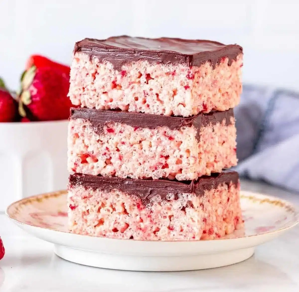 Strawberry Rice Krispie Treats